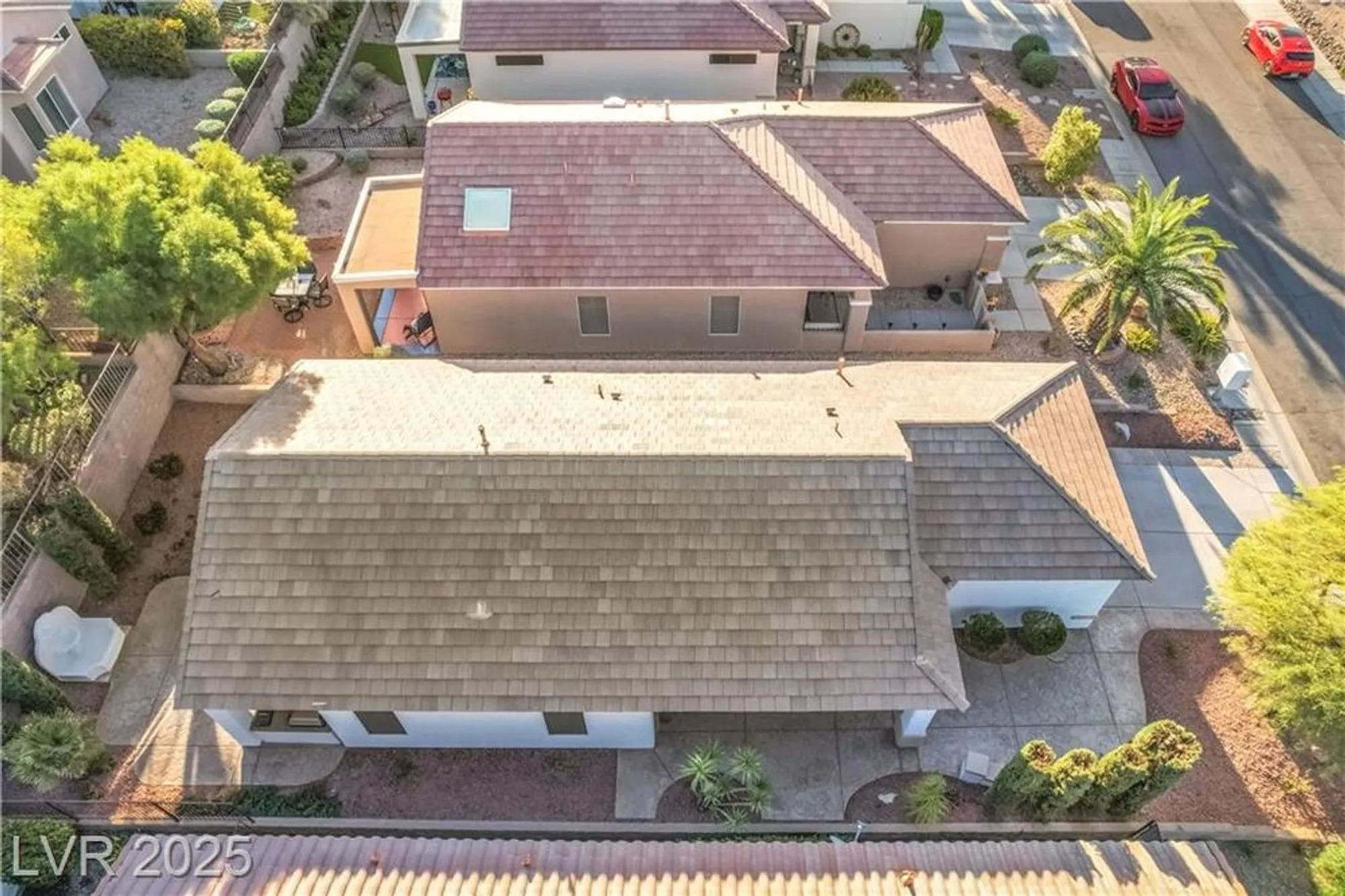 Property Slideshow image 38 of 52 | 2810 meadow park ave, Henderson, NV, 89052