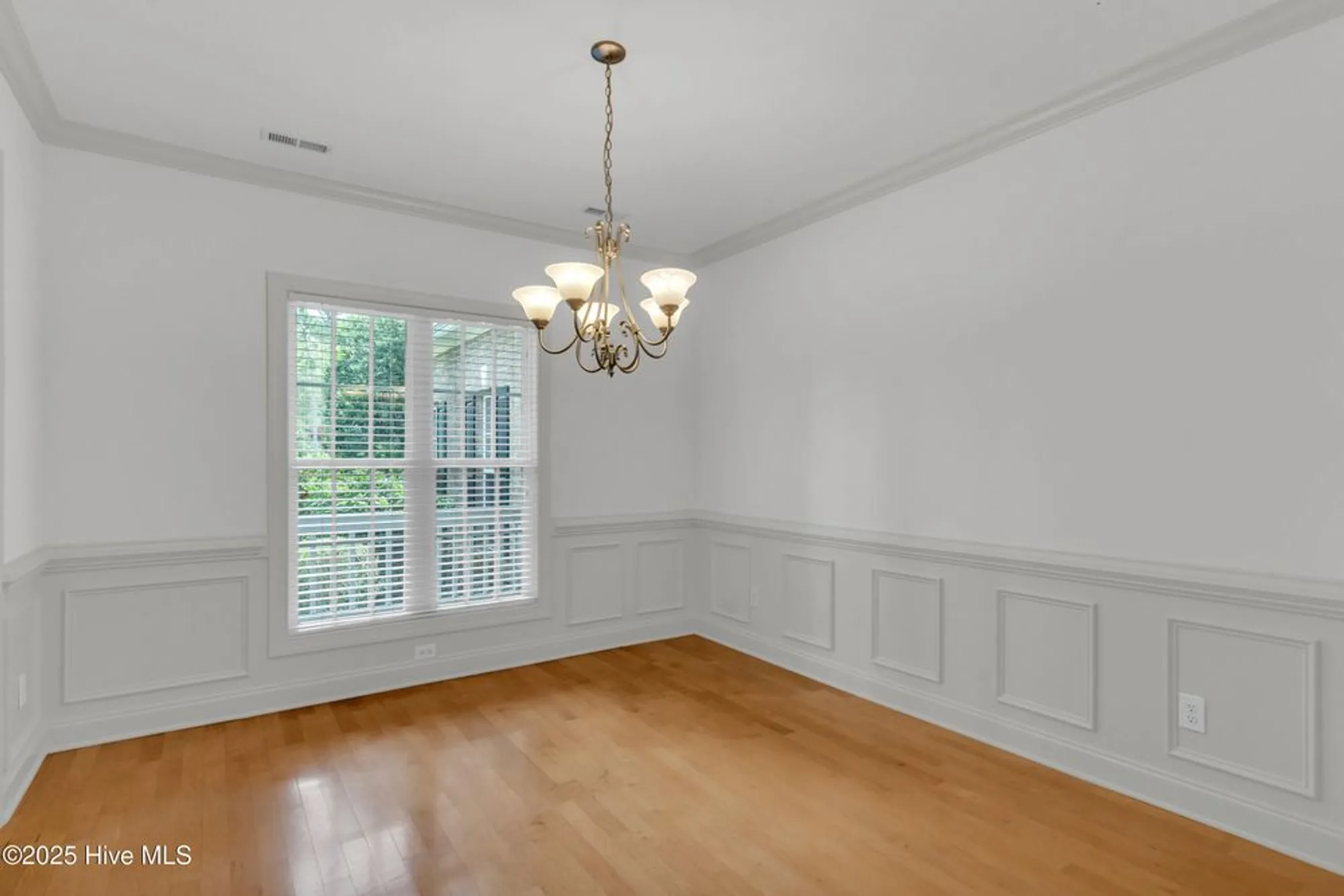 Property Slideshow image 16 of 74 | 2904 legends dr, Southport, NC, 28461