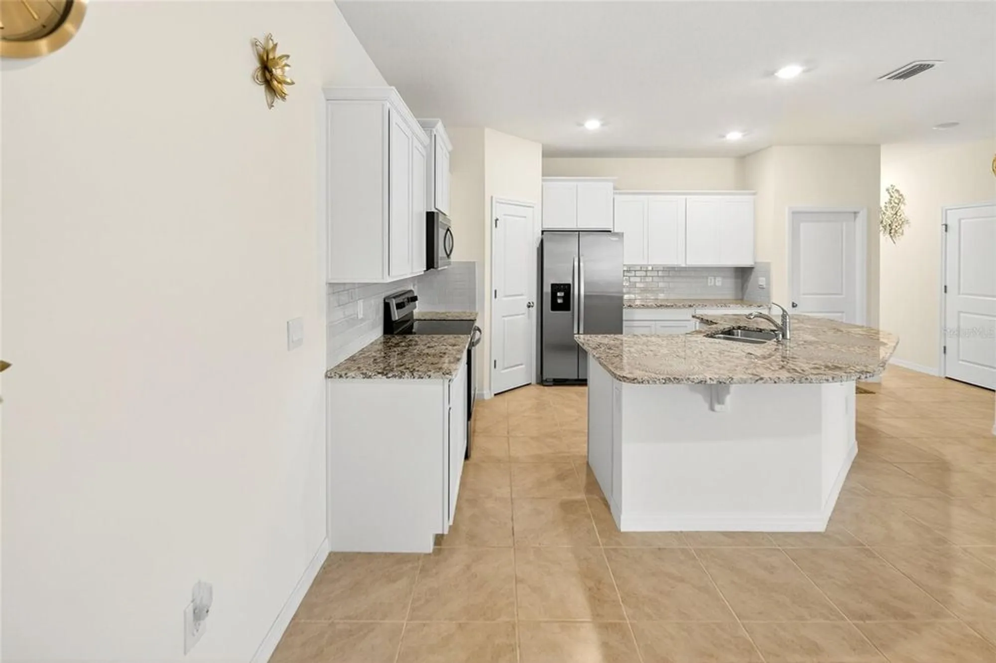 Property Slideshow image 19 of 28 | 5365 nw 46th lane rd, Ocala, FL, 34482