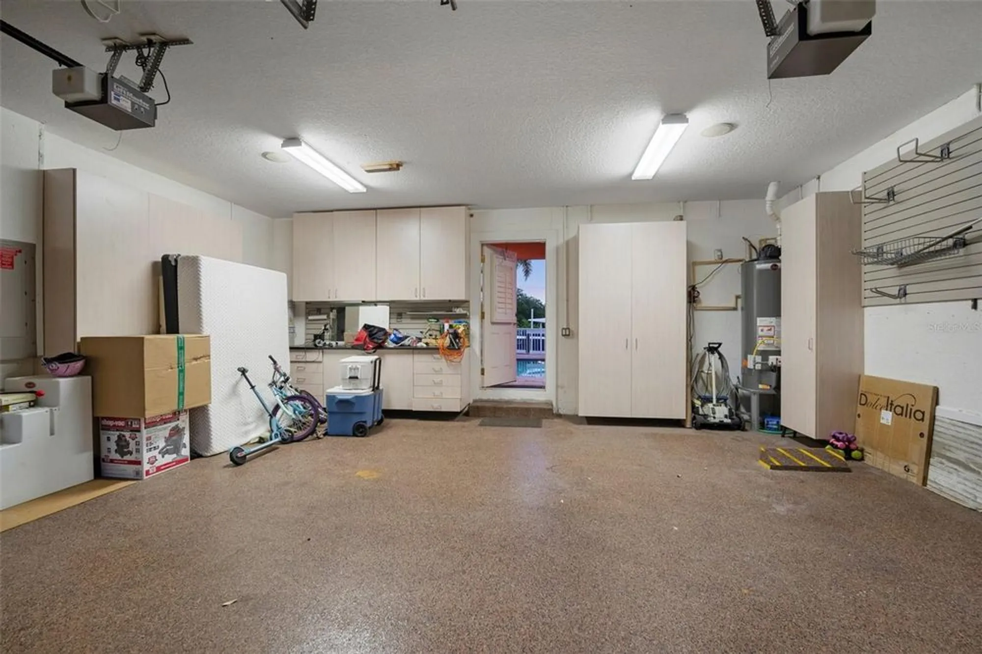 Property Slideshow image 70 of 94 | 825 islebay dr, Apollo Beach, FL, 33572