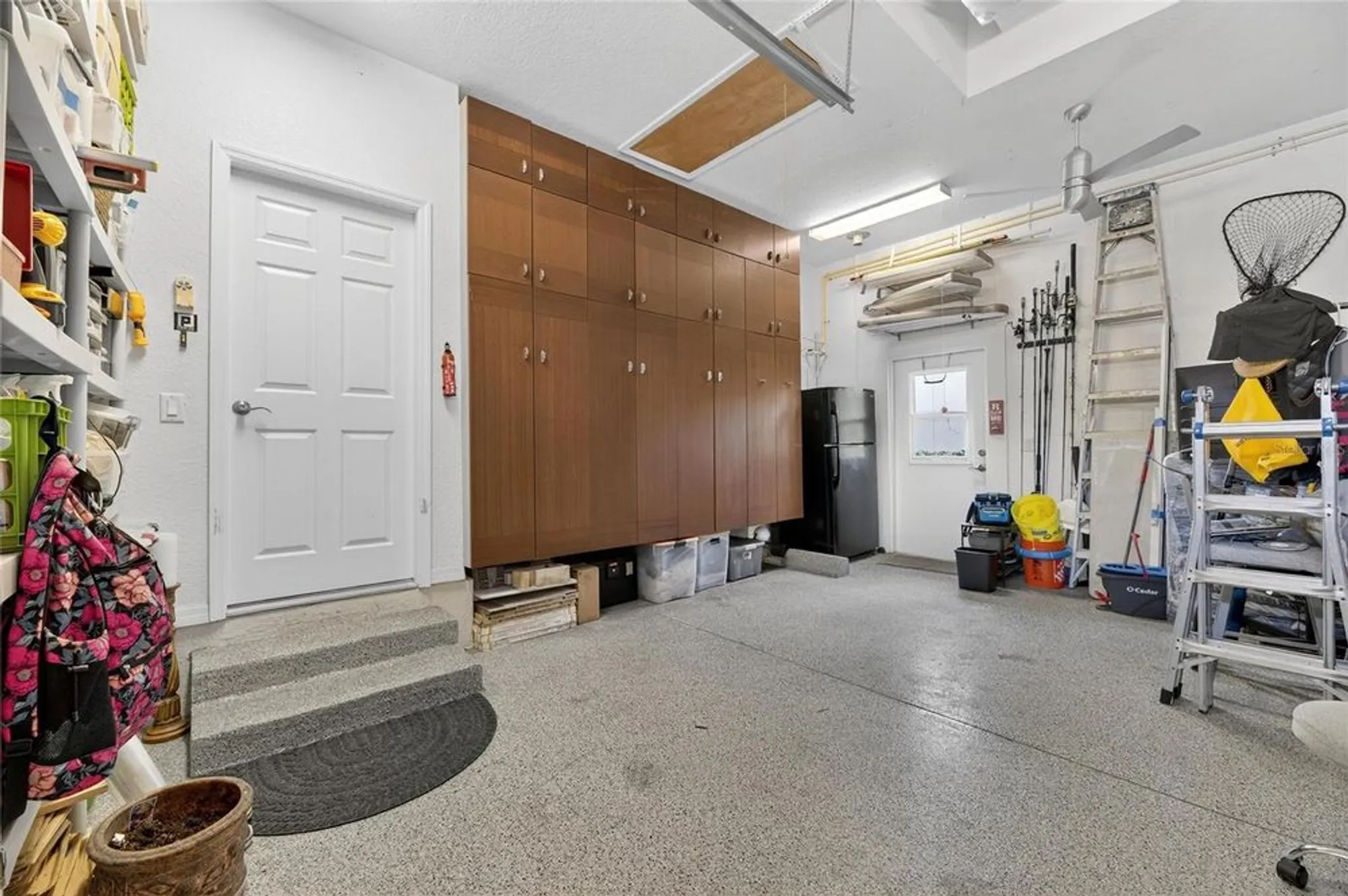 Property Slideshow image 41 of 99 | 719 islebay dr, Apollo Beach, FL, 33572