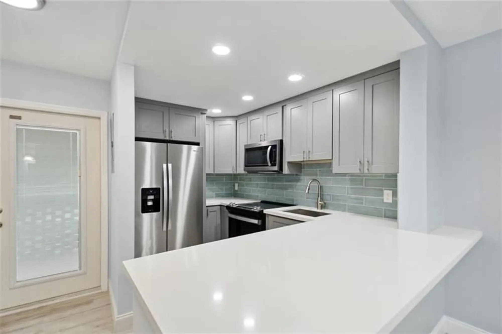 Property Slideshow image 7 of 31 | 2731 ne 14th street cswy apt 232, Pompano Beach, FL, 33062