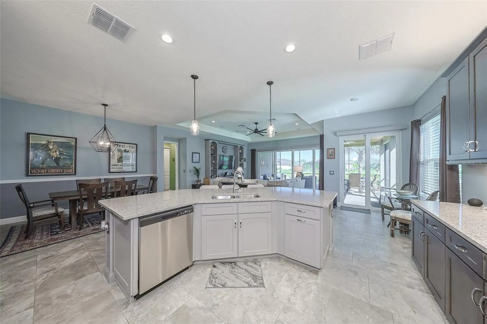 Property Slideshow image 6 of 58 | 4920 sevilla shores dr, Wimauma, FL, 33598