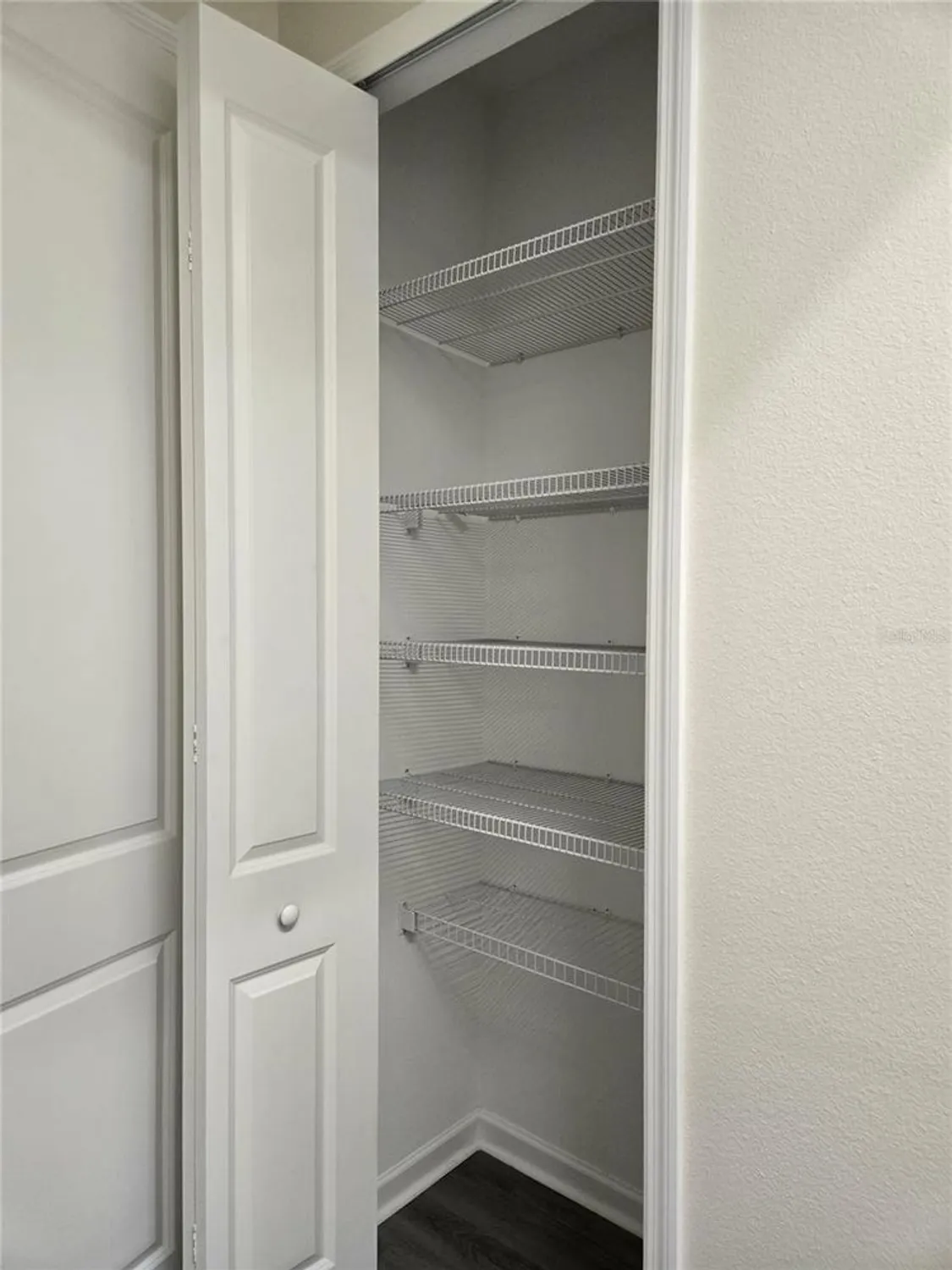 Property Slideshow image 8 of 45 | 422 lime ave, Daytona Beach, FL, 32124