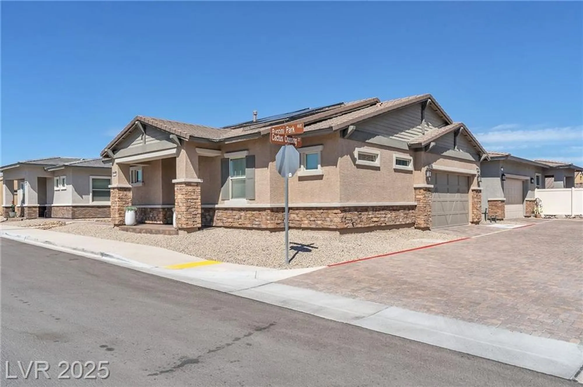Property Slideshow image 2 of 32 | 771 cactus crossing st, Henderson, NV, 89011