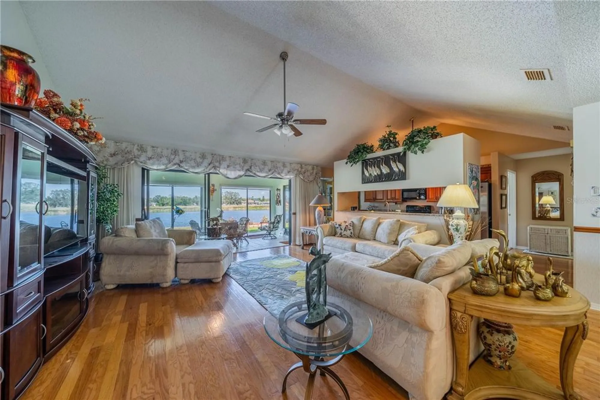 Property Slideshow image 6 of 37 | 1723 wolf laurel dr, Sun City Center, FL, 33573