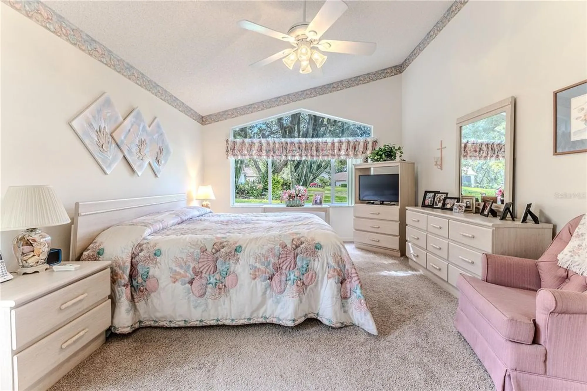 Property Slideshow image 25 of 51 | 464 mistwood ct, Spring Hill, FL, 34609