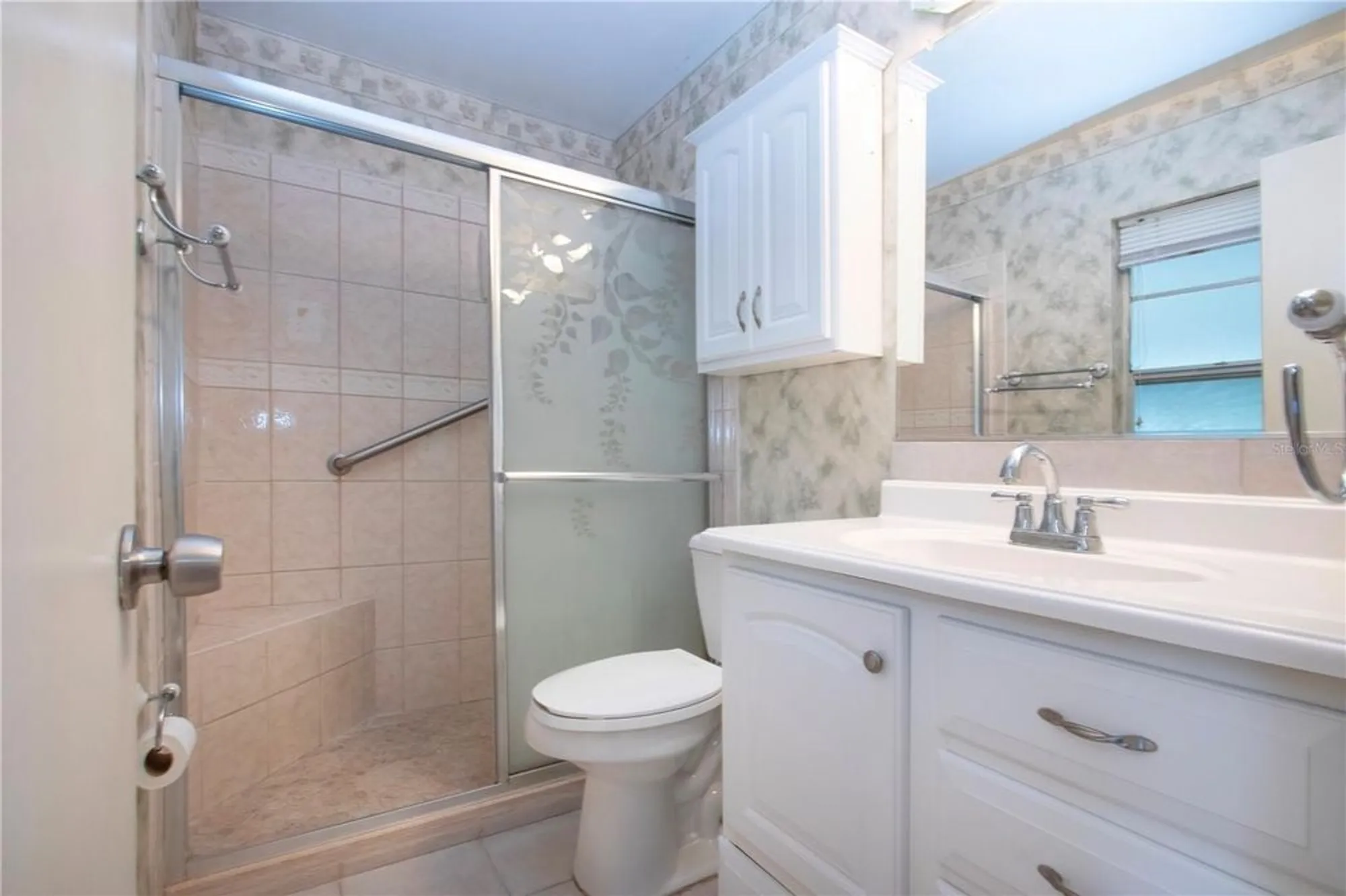 Property Slideshow image 21 of 37 | 1730 w del webb blvd, Sun City Center, FL, 33573