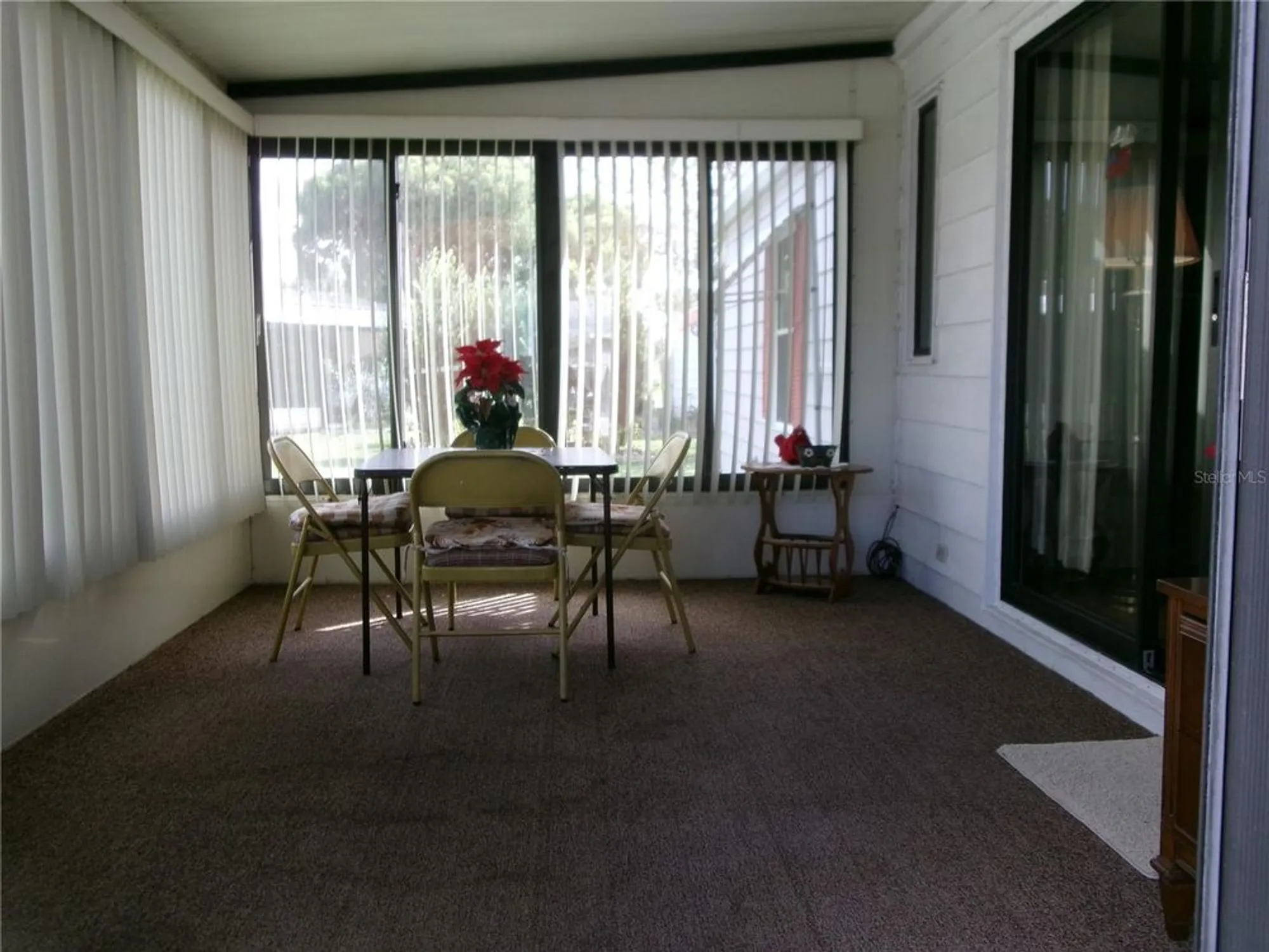 Property Slideshow image 8 of 63 | 1530 longbow dr, Lakeland, FL, 33810