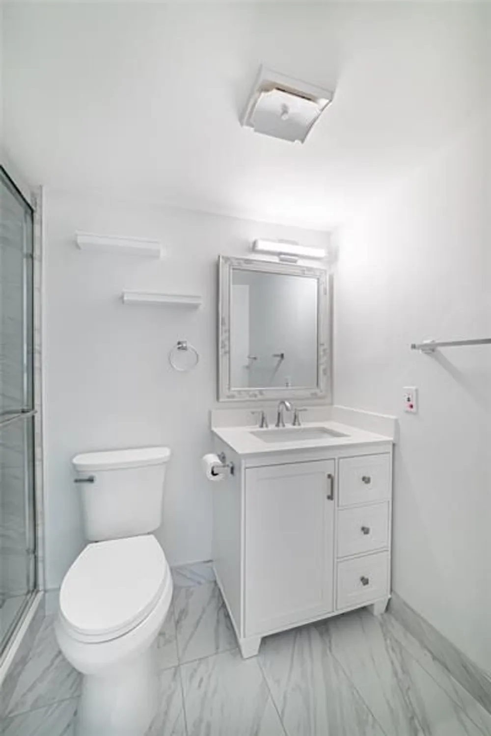Property Slideshow image 8 of 30 | 600 nw 80th ave apt 105, Margate, FL, 33063