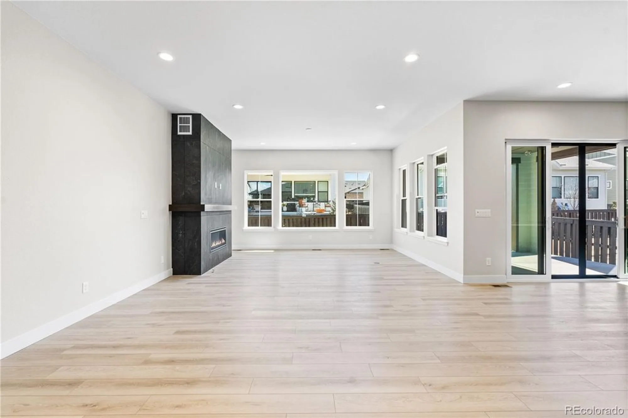 Property Slideshow image 12 of 38 | 11472 autumn moon st, Littleton, CO, 80125