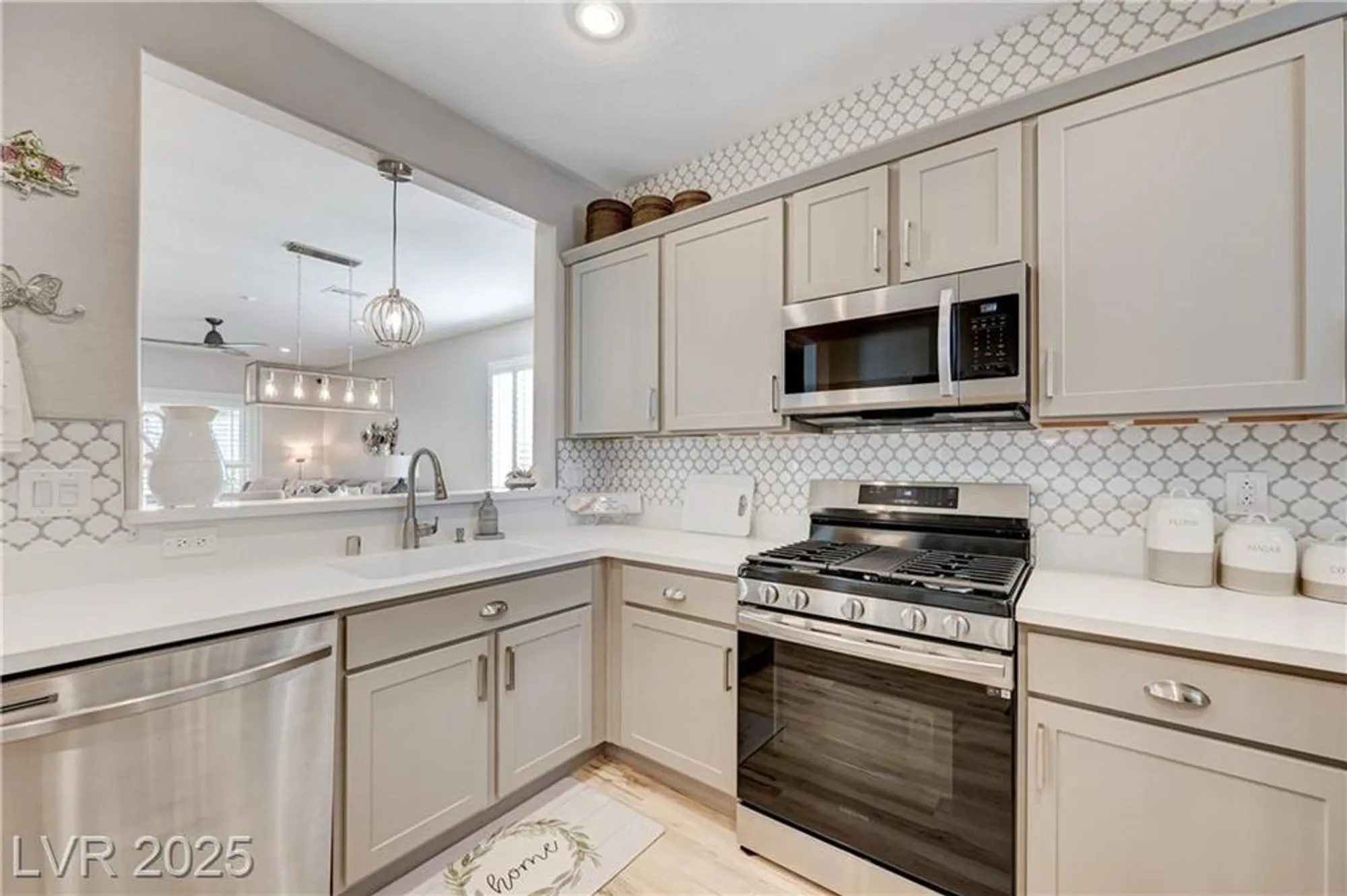 Property Slideshow image 11 of 51 | 2510 darda st, Henderson, NV, 89044