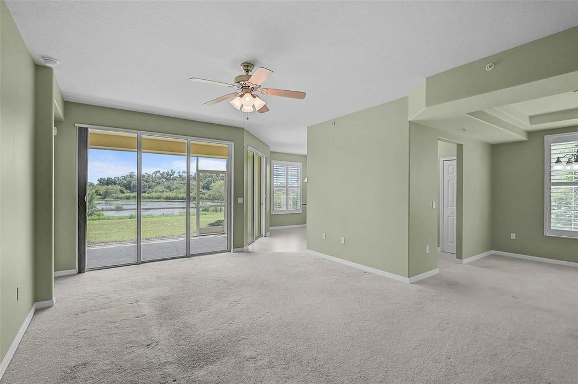Property Slideshow image 4 of 38 | 1257 burgos dr 302, Sarasota, FL, 34238