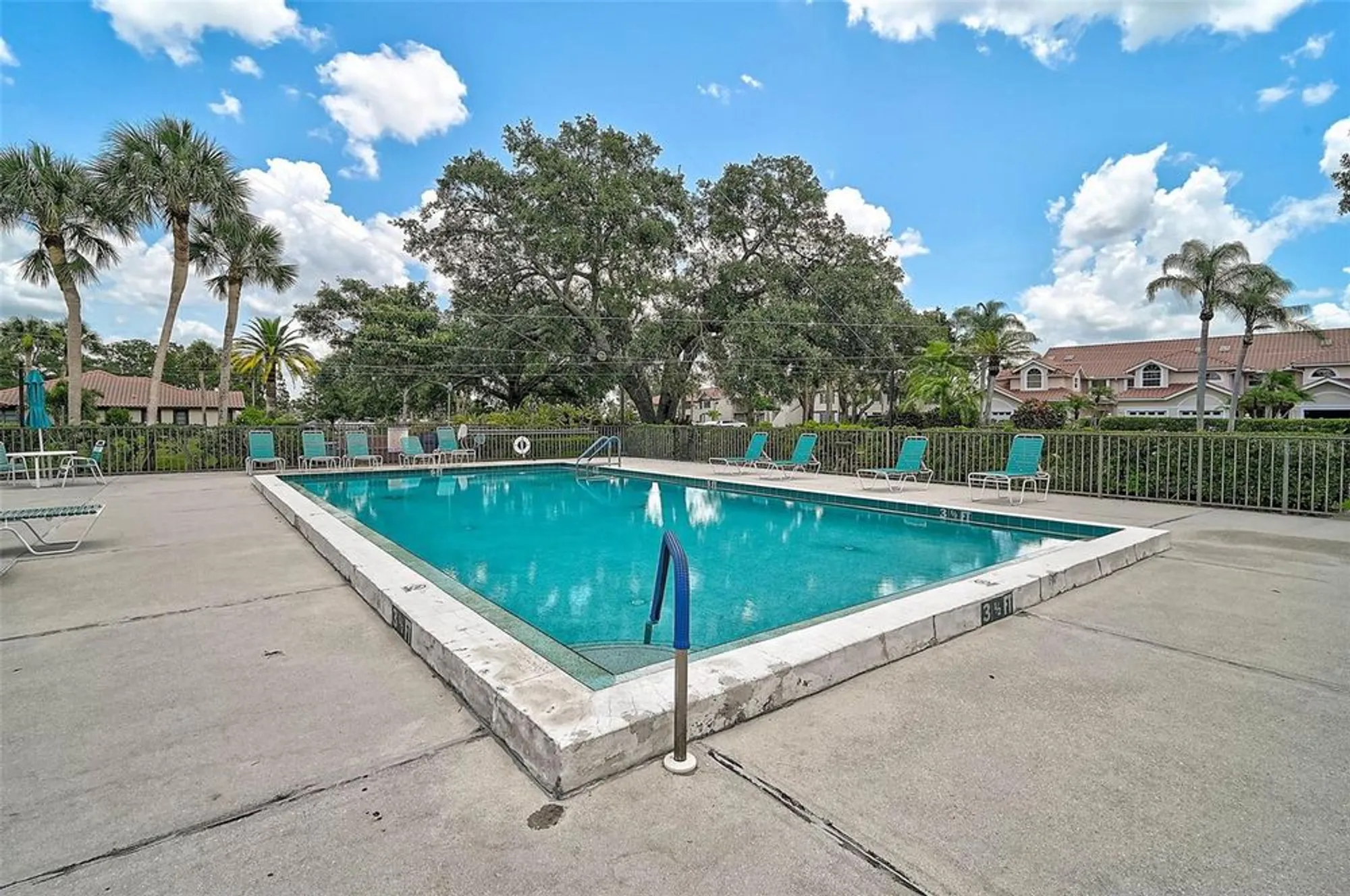 Property Slideshow image 44 of 49 | 7341 golf pointe cir, Sarasota, FL, 34243