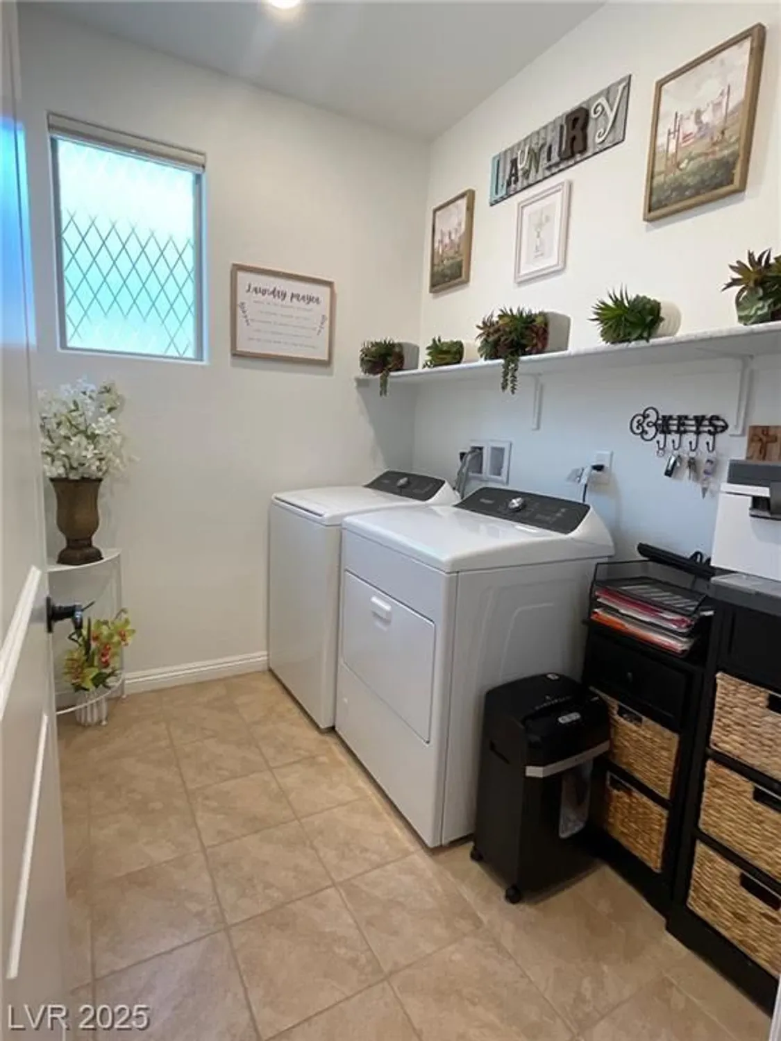 Property Slideshow image 8 of 46 | 6756 millbury st, North Las Vegas, NV, 89086