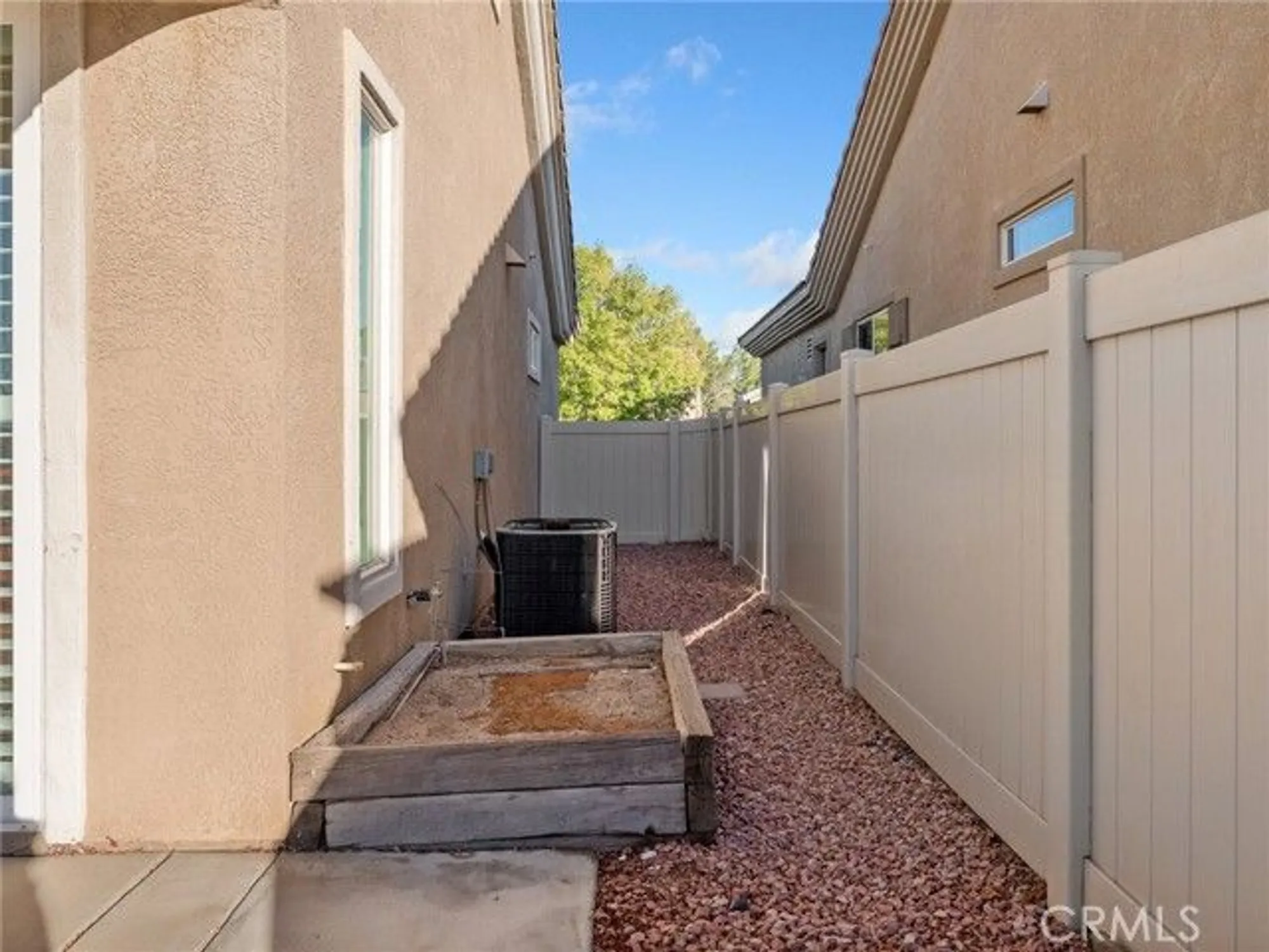 Property Slideshow image 35 of 52 | 10446 bridge haven rd, Apple Valley, CA, 92308