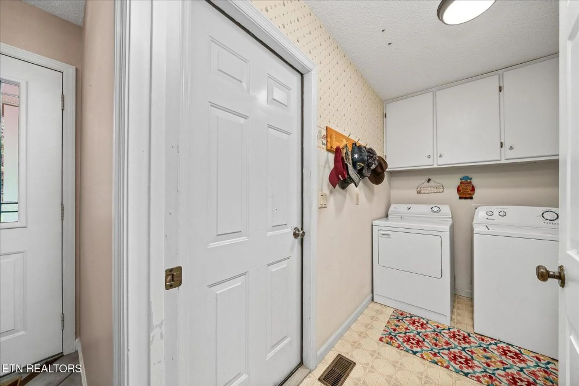 Property Slideshow image 24 of 44 | 34 beachwood ln, Crossville, TN, 38558