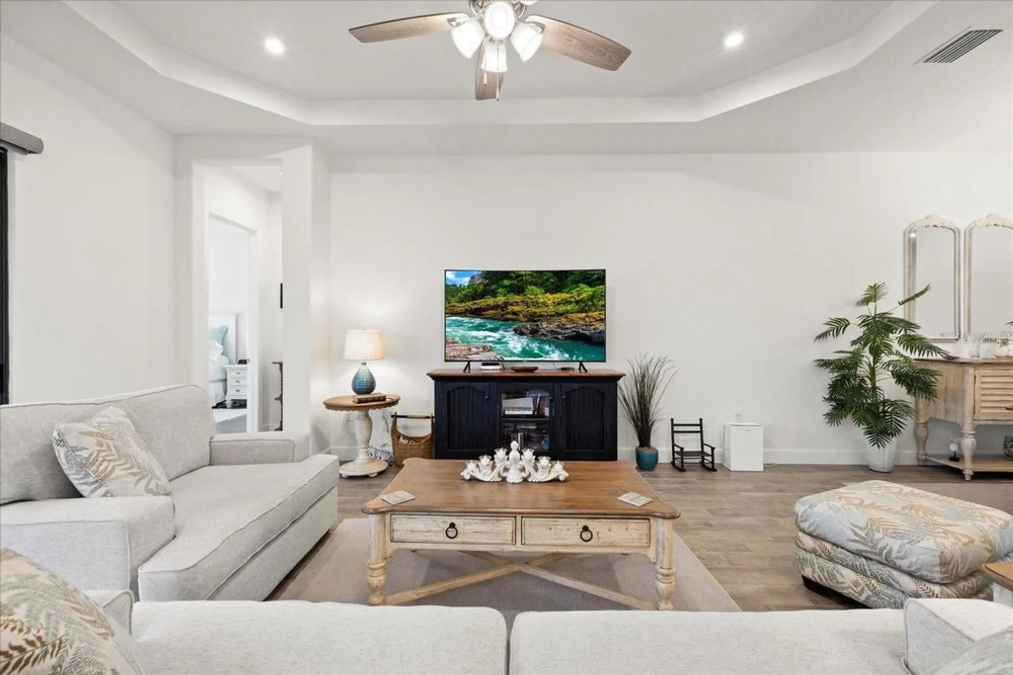 Property Slideshow image 27 of 91 | 11398 juglans dr, Odessa, FL, 33556