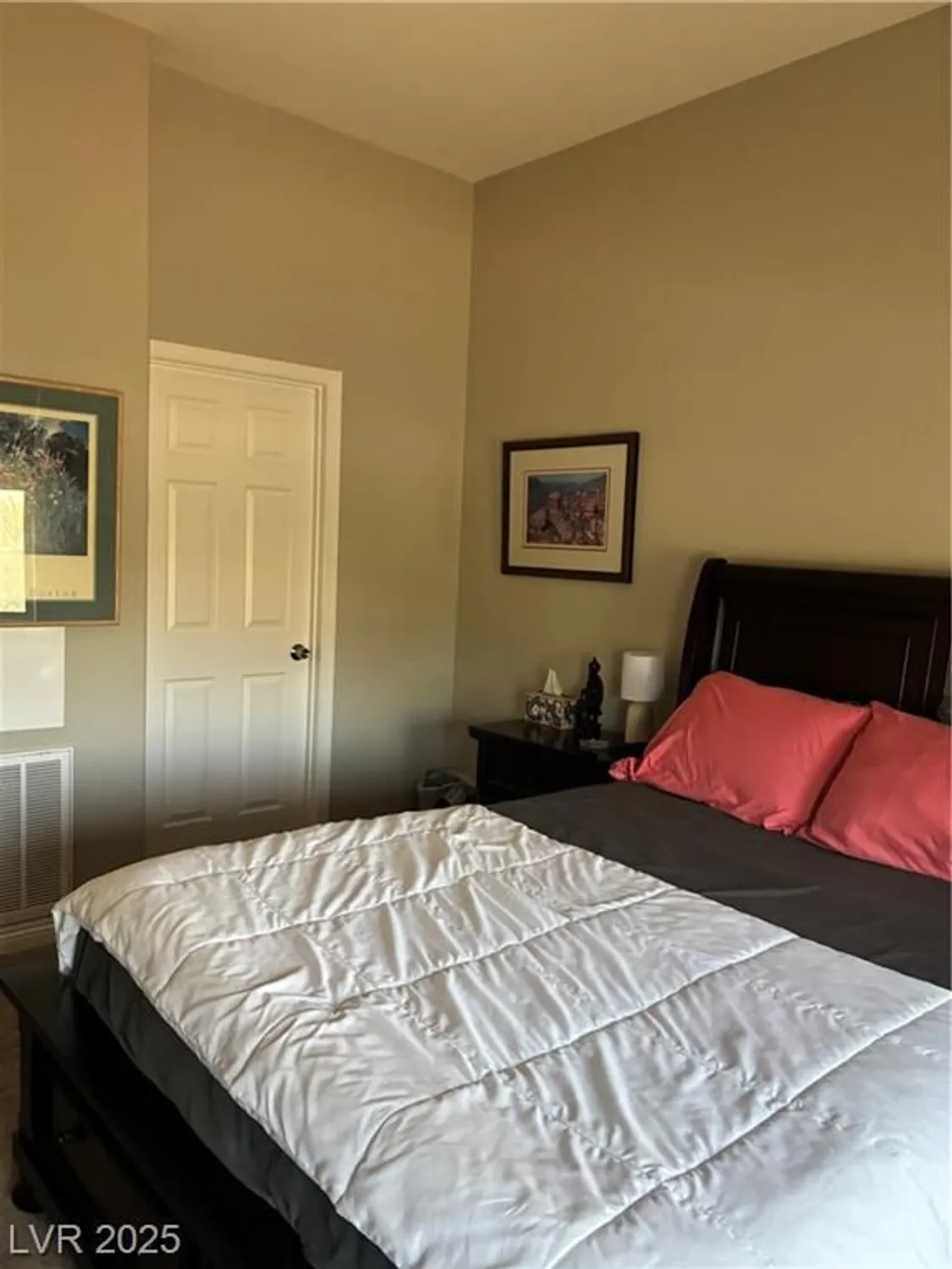 Property Slideshow image 14 of 40 | 2169 tiger willow dr, Henderson, NV, 89012