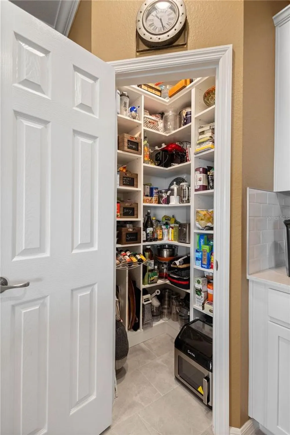 Property Slideshow image 17 of 58 | 10035 crooked creek dr unit 202, Venice, FL, 34293