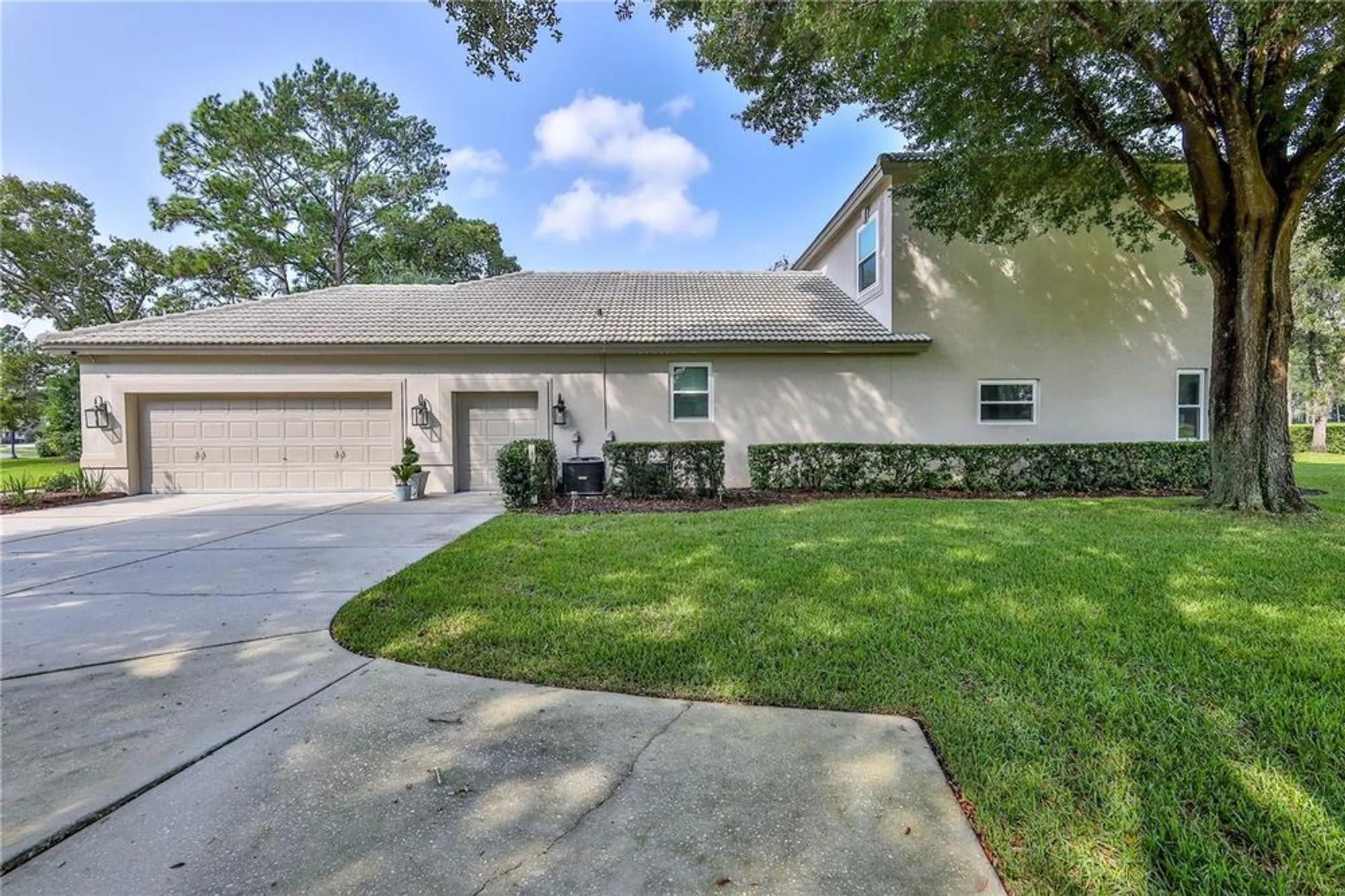 Property Slideshow image 58 of 72 | 5295 legend hills ln, Brooksville, FL, 34609