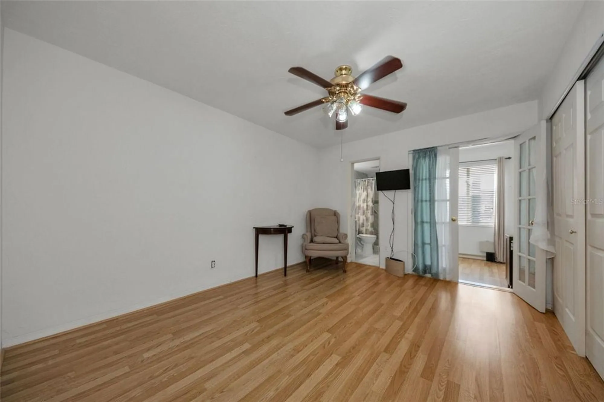 Property Slideshow image 24 of 98 | 2453 brazilia dr 47, Clearwater, FL, 33763