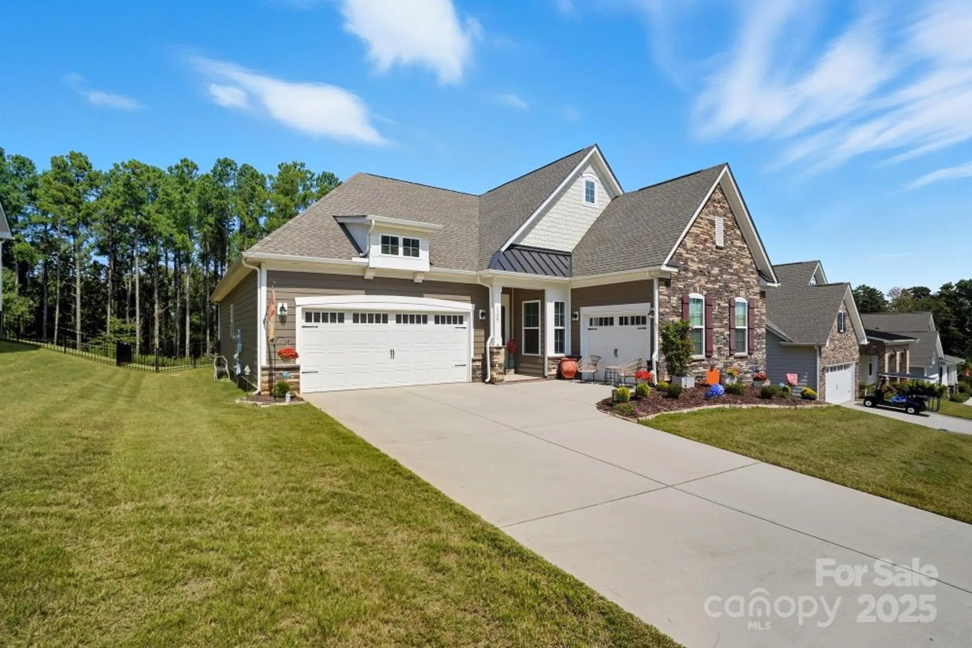 Property Slideshow image 2 of 48 | 1325 dali blvd, Mount Holly, NC, 28120