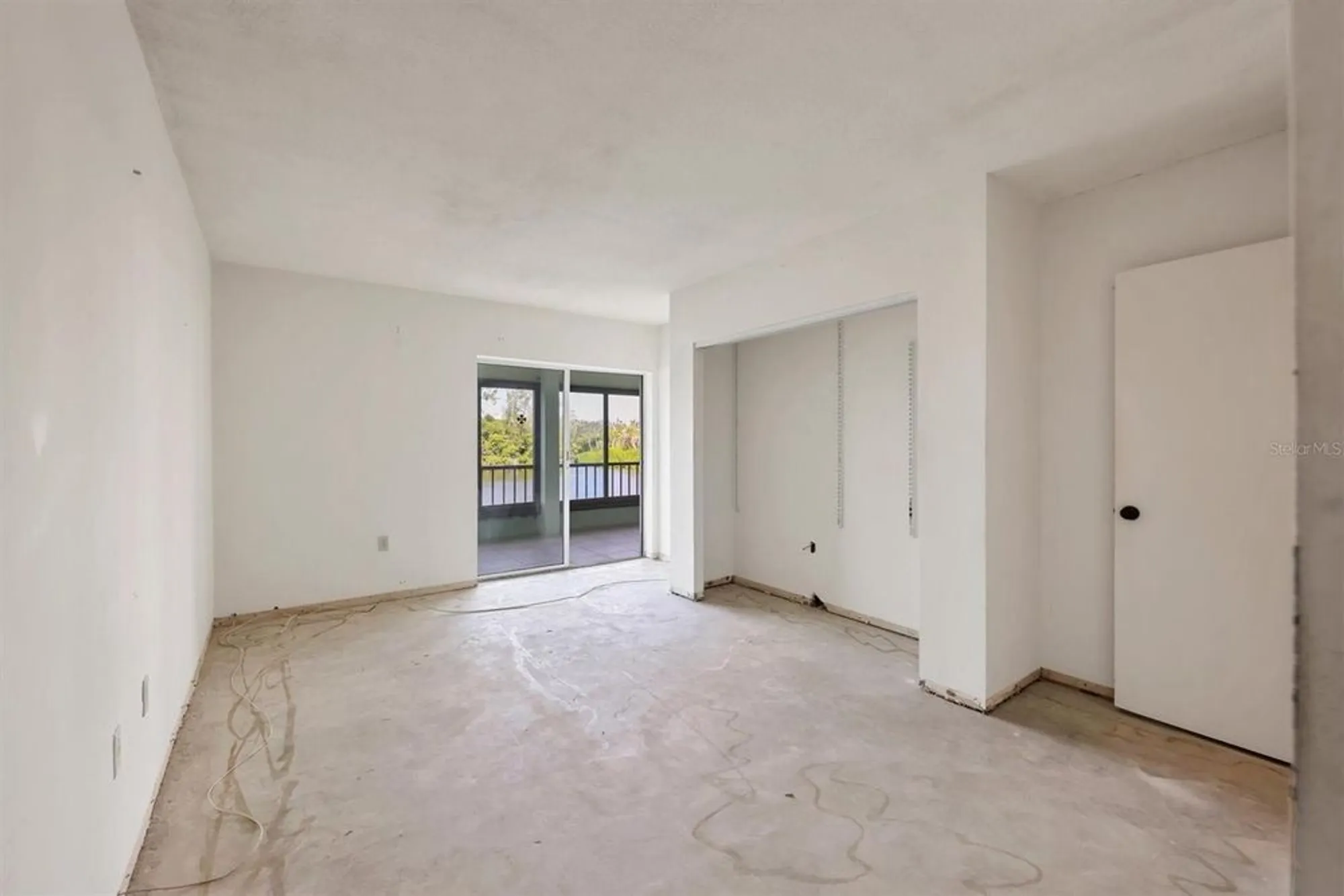 Property Slideshow image 18 of 53 | 101 whispering sands dr apt 205, Sarasota, FL, 34242