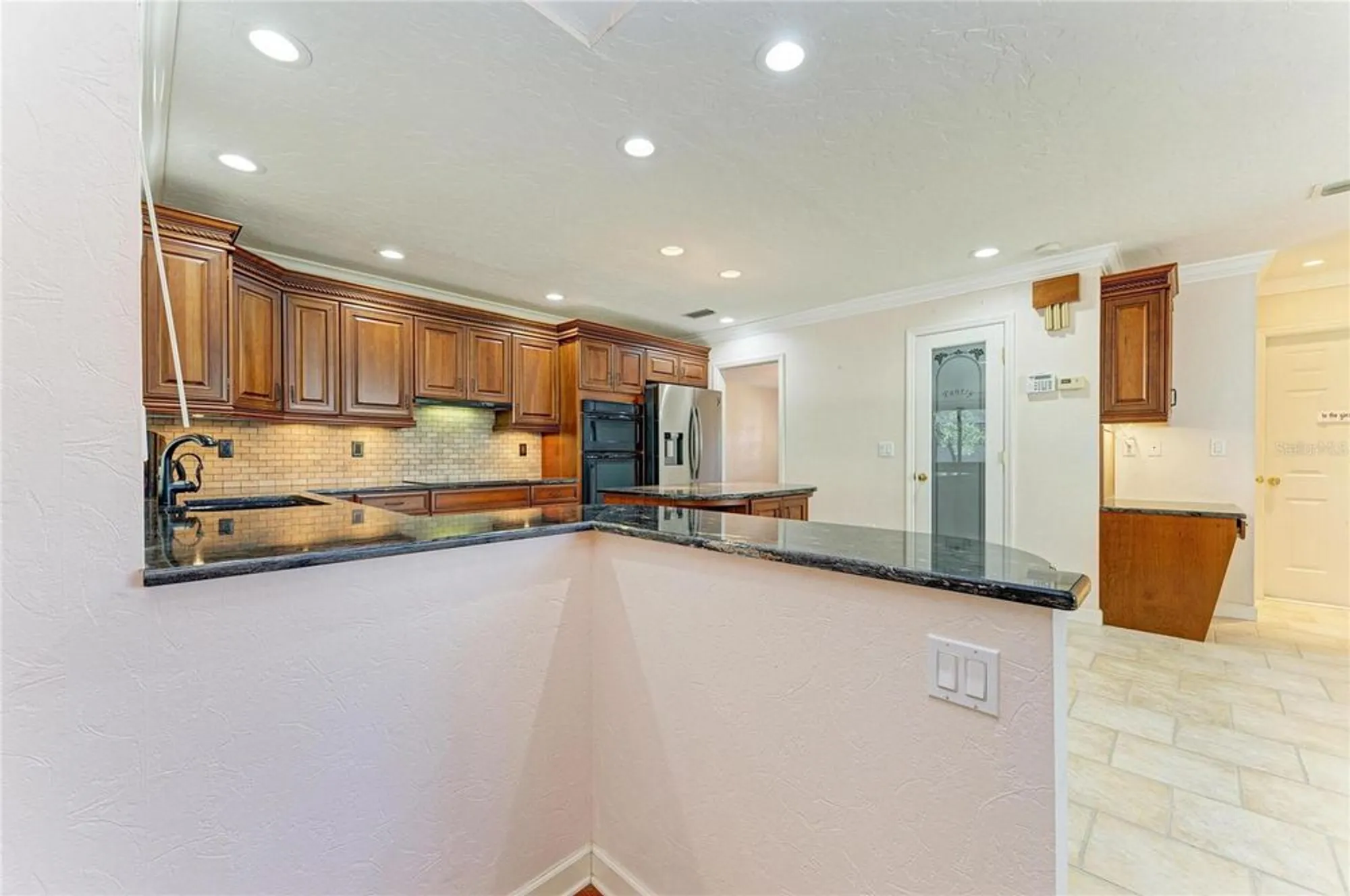 Property Slideshow image 32 of 83 | 5668 country lakes dr, Sarasota, FL, 34243