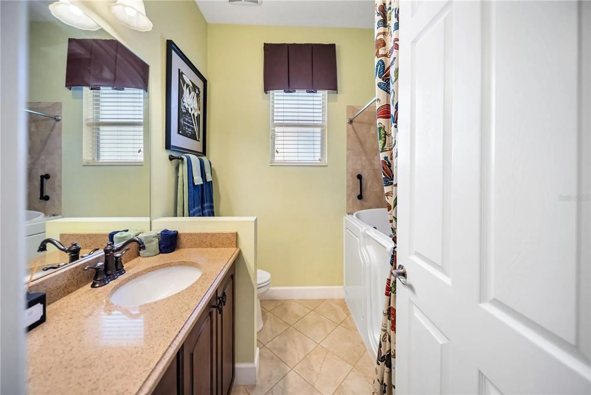 Property Slideshow image 23 of 43 | 305 siena vista pl, Sun City Center, FL, 33573
