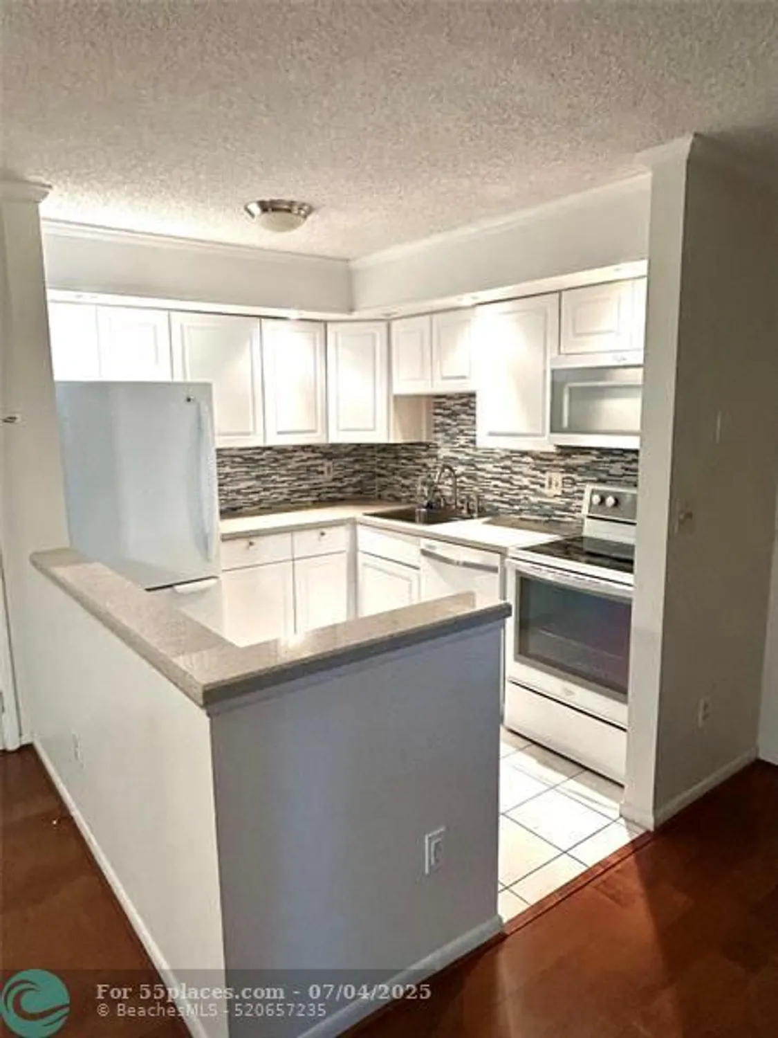 Property Slideshow image 5 of 14 | 10429 e clairmont cir # 108, Tamarac, FL, 33321