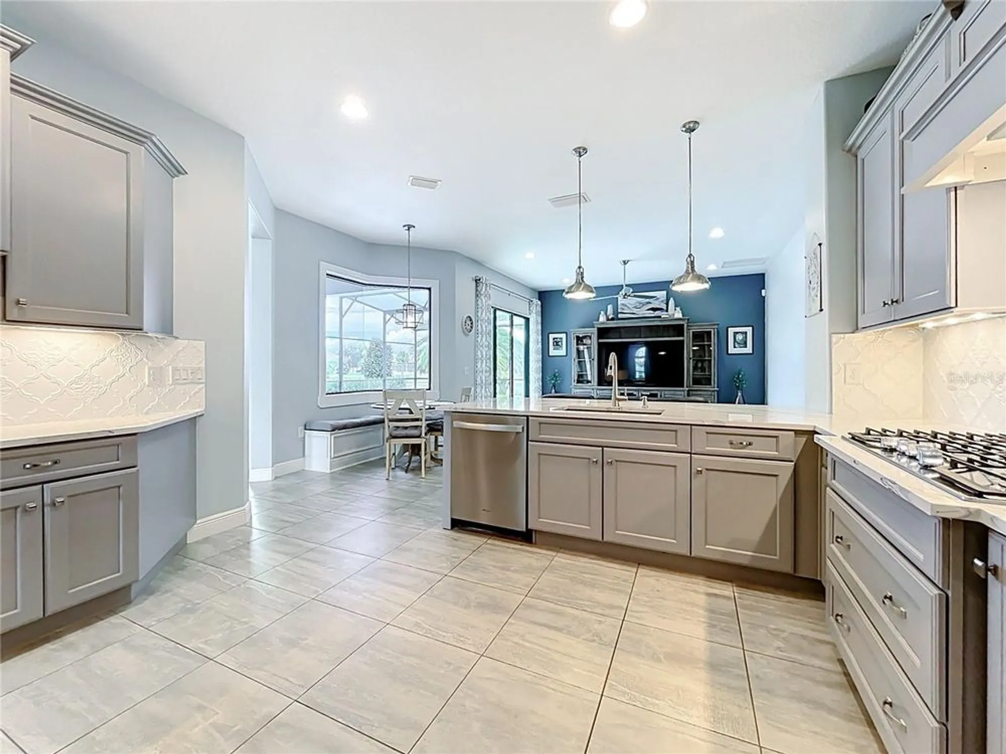 Property Slideshow image 17 of 60 | 1977 weymouth ct, Mount Dora, FL, 32757