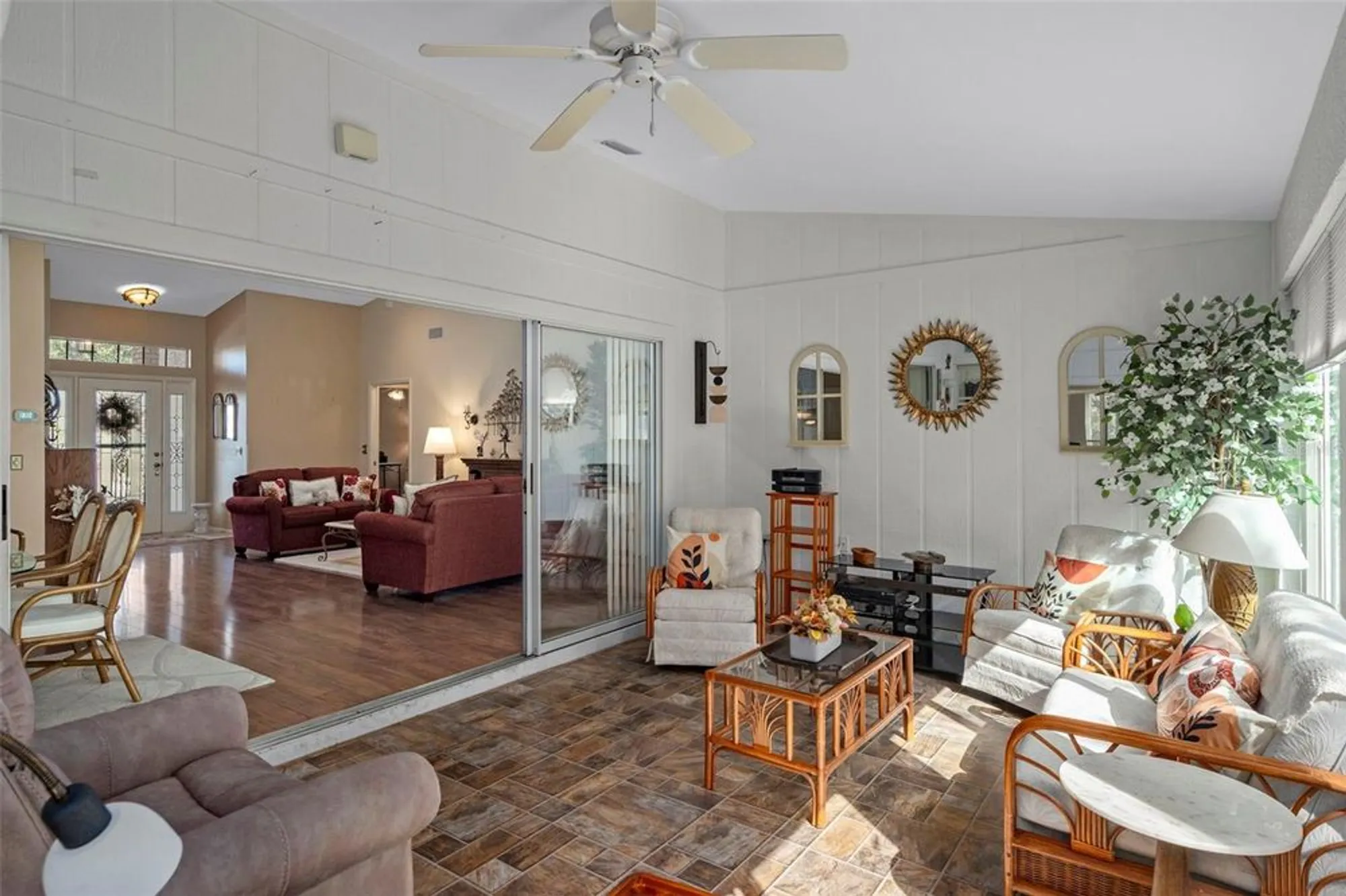 Property Slideshow image 10 of 41 | 2102 springmeadow dr, Spring Hill, FL, 34606
