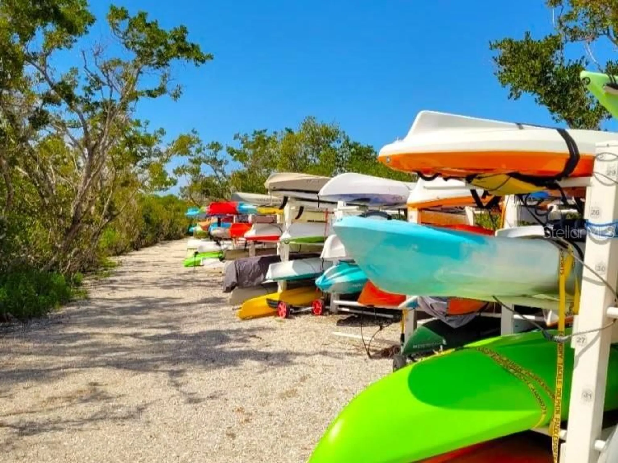 Property Slideshow image 43 of 44 | 1720 starling dr 103, Sarasota, FL, 34231