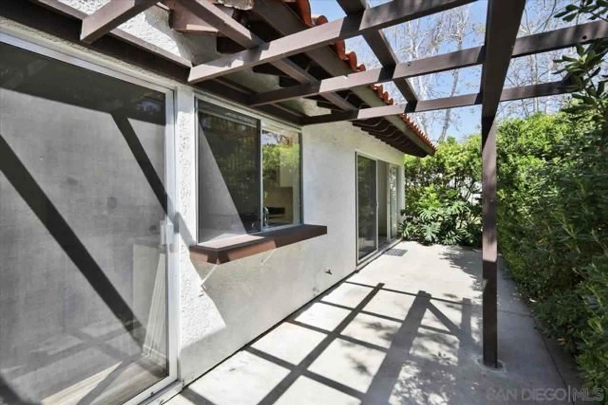 Property Slideshow image 15 of 29 | 12780 avenida la valencia unit 163, San Diego, CA, 92128