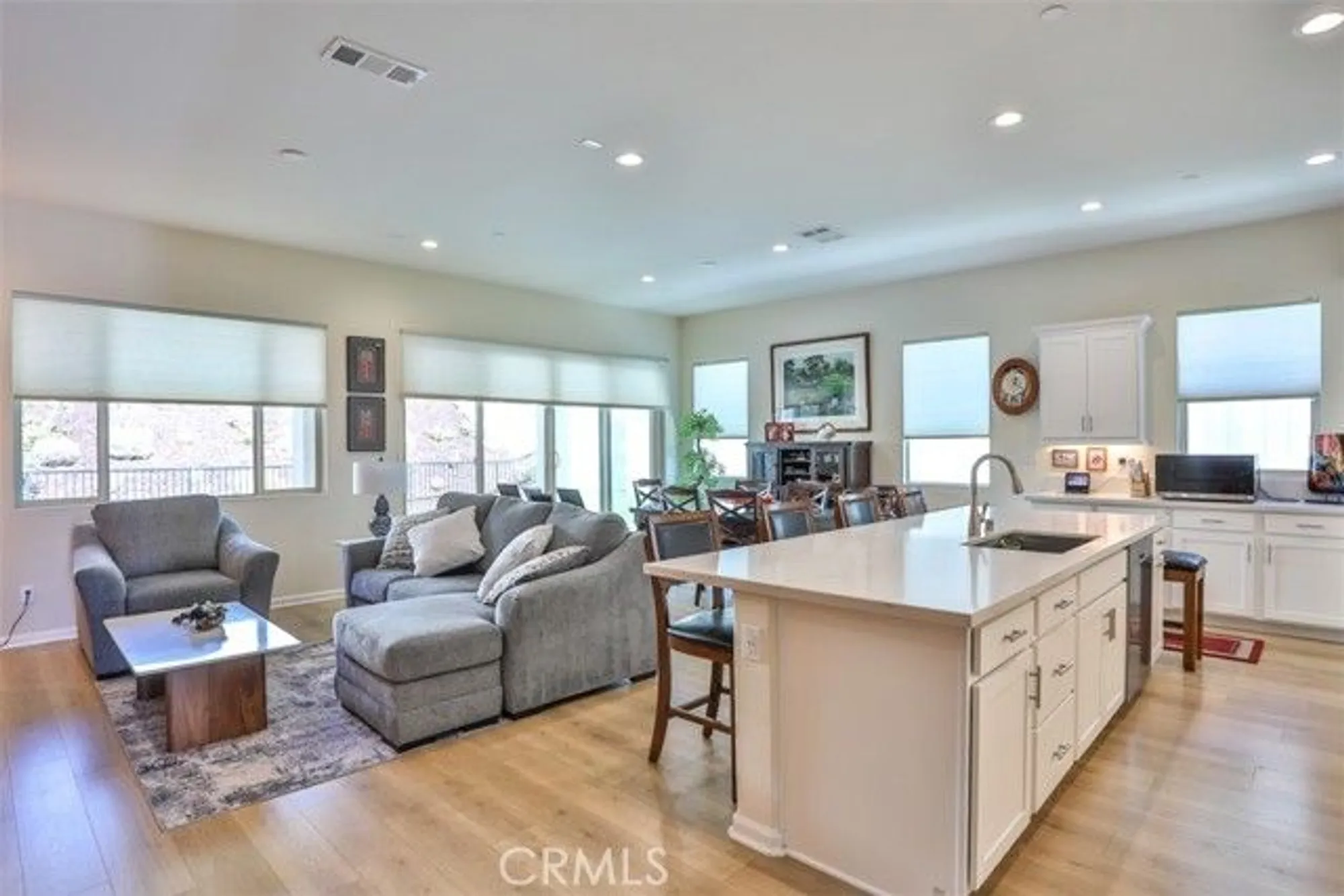 Property Slideshow image 6 of 31 | 11868 discovery ct, Corona, CA, 92883