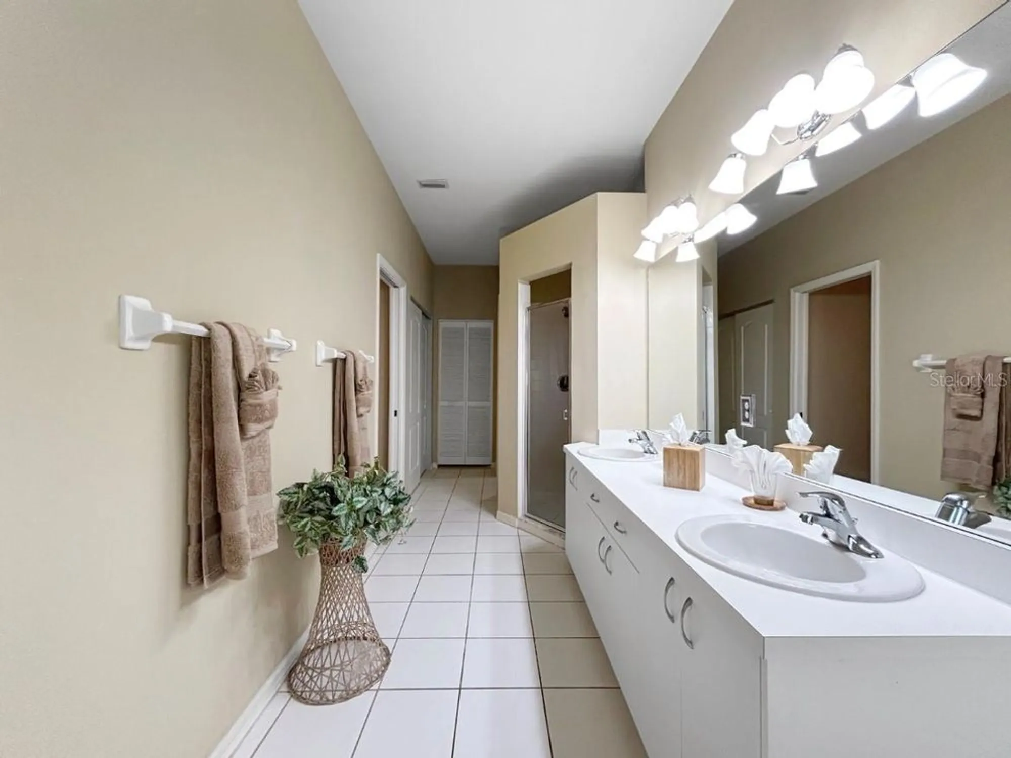 Property Slideshow image 28 of 57 | 5712 cottonwood st, Bradenton, FL, 34203