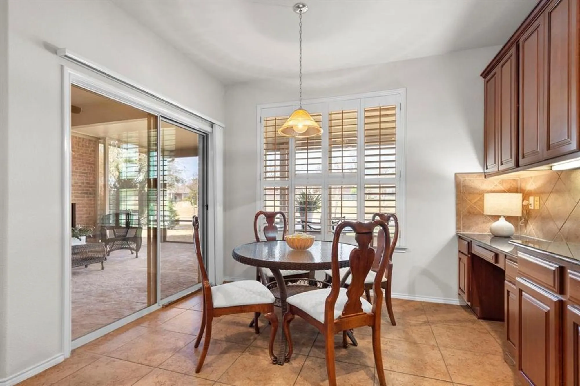 Property Slideshow image 24 of 39 | 942 carrington greens dr, Frisco, TX, 75036