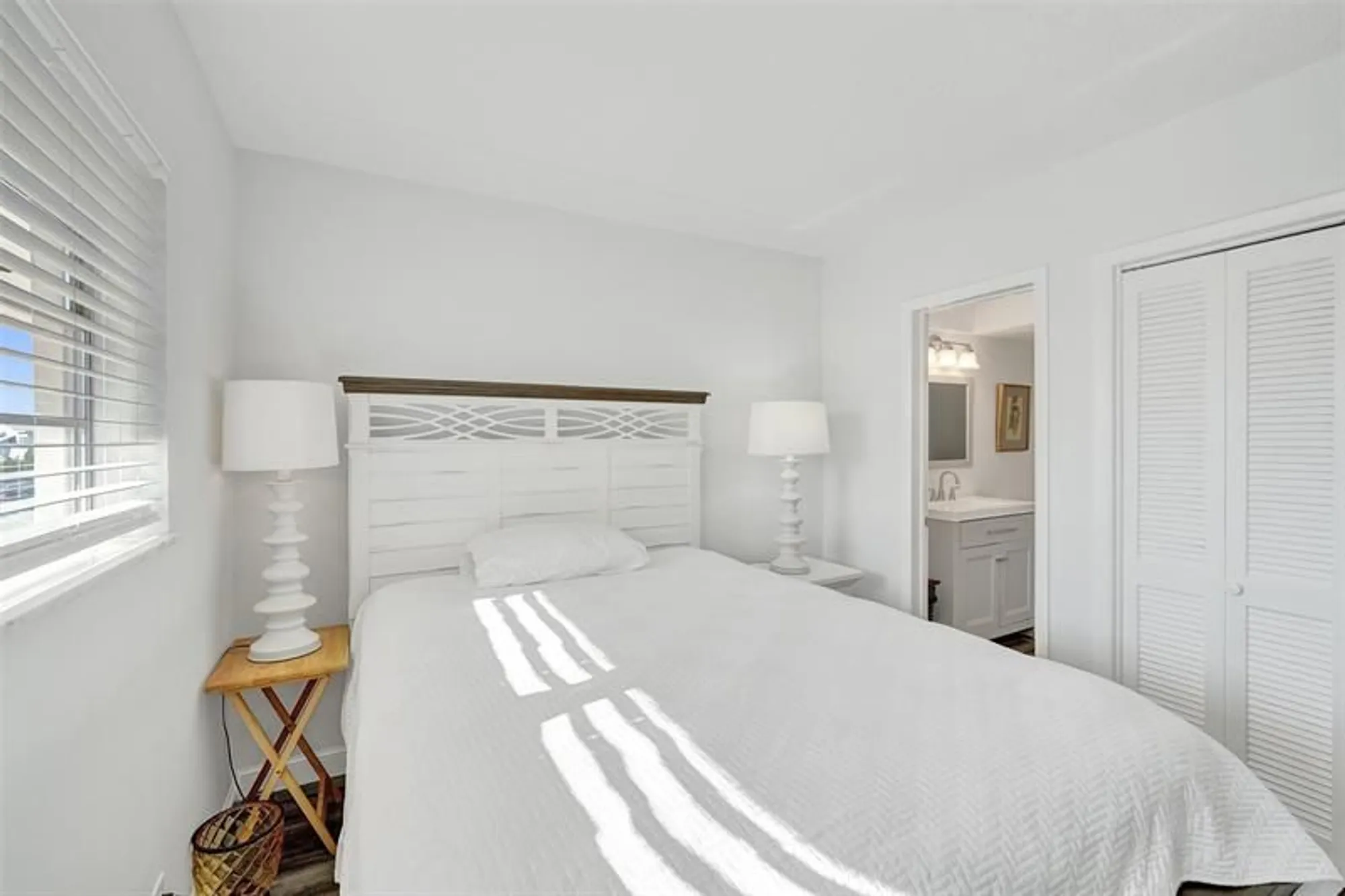 Property Slideshow image 11 of 68 | 2751 e golf blvd 2019, Pompano Beach, FL, 33064