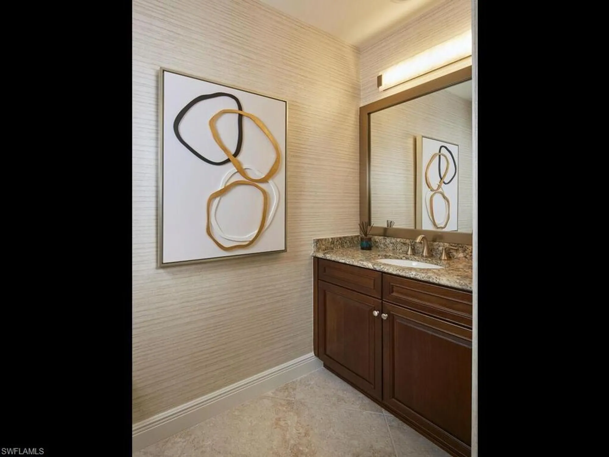 Property Slideshow image 12 of 31 | 4701 via del corso ln 401, Bonita Springs, FL, 34134