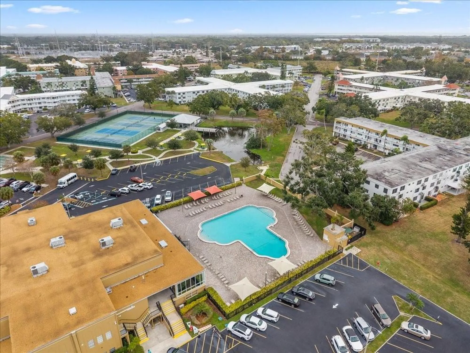 Property Slideshow image 39 of 44 | 2457 ecuadorian way 27, Clearwater, FL, 33763