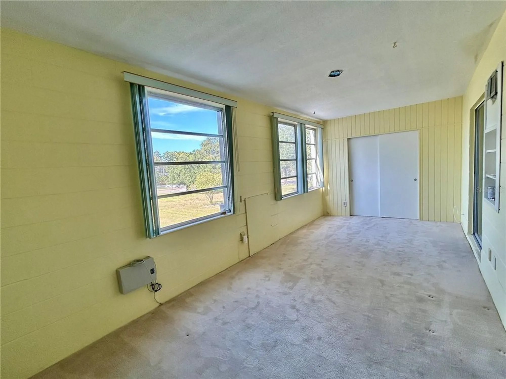 Property Slideshow image 14 of 47 | 2072 australia way 32, Clearwater, FL, 33763
