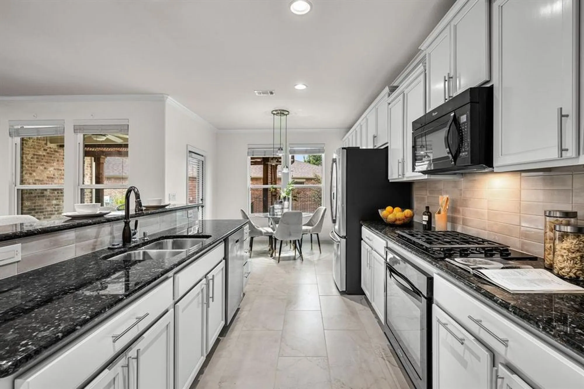 Property Slideshow image 12 of 40 | 7315 trull brook ln, Frisco, TX, 75036