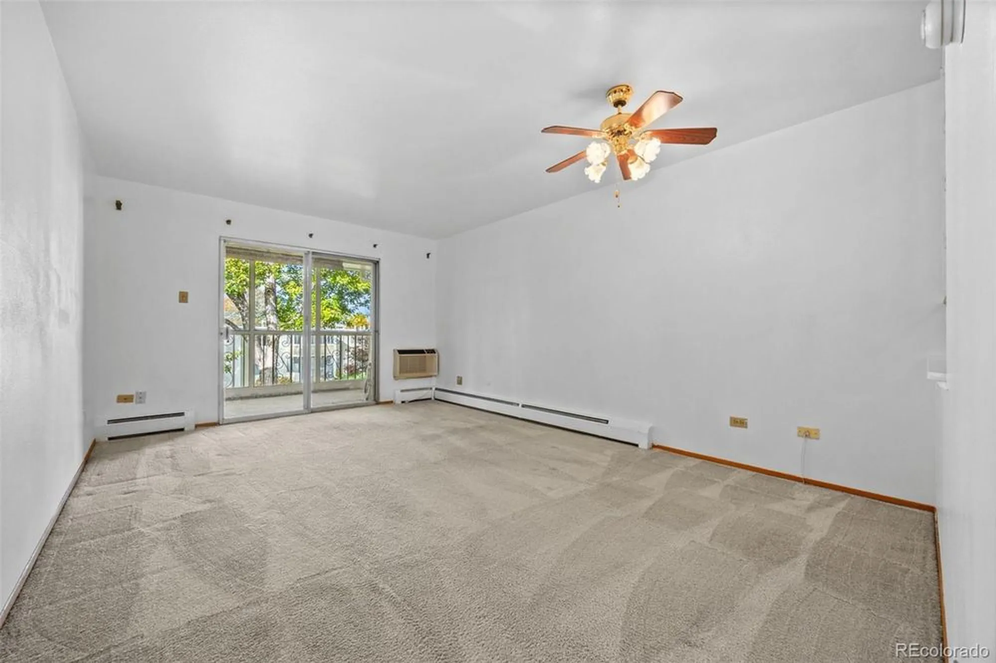 Property Slideshow image 10 of 36 | 755 s clinton st 7b, Denver, CO, 80247