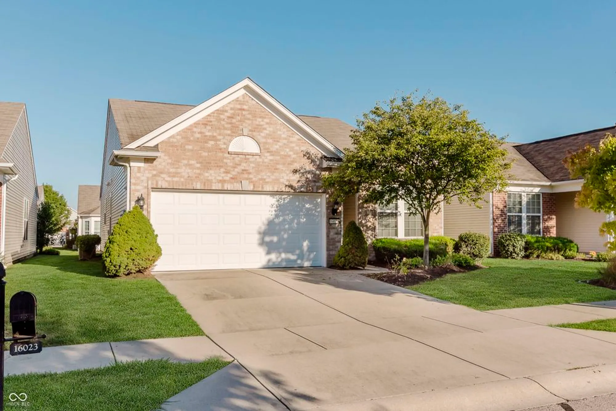 Property Slideshow image 2 of 42 | 16022 lambrusco way, Fishers, IN, 46037