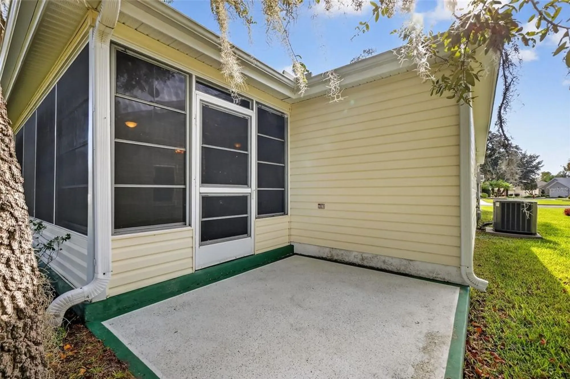 Property Slideshow image 36 of 40 | 604 juanita ct, The Villages, FL, 32159