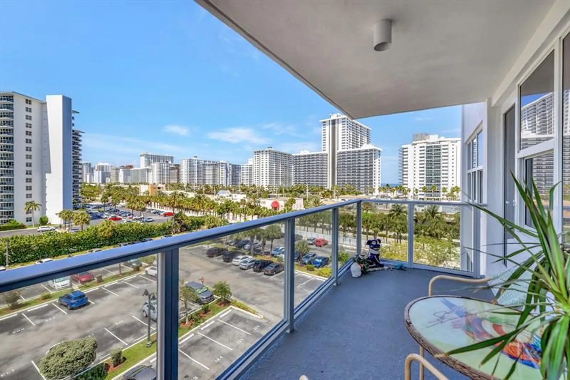 Property Slideshow image 3 of 50 | 3333 ne 34th st 608, Fort Lauderdale, FL, 33308