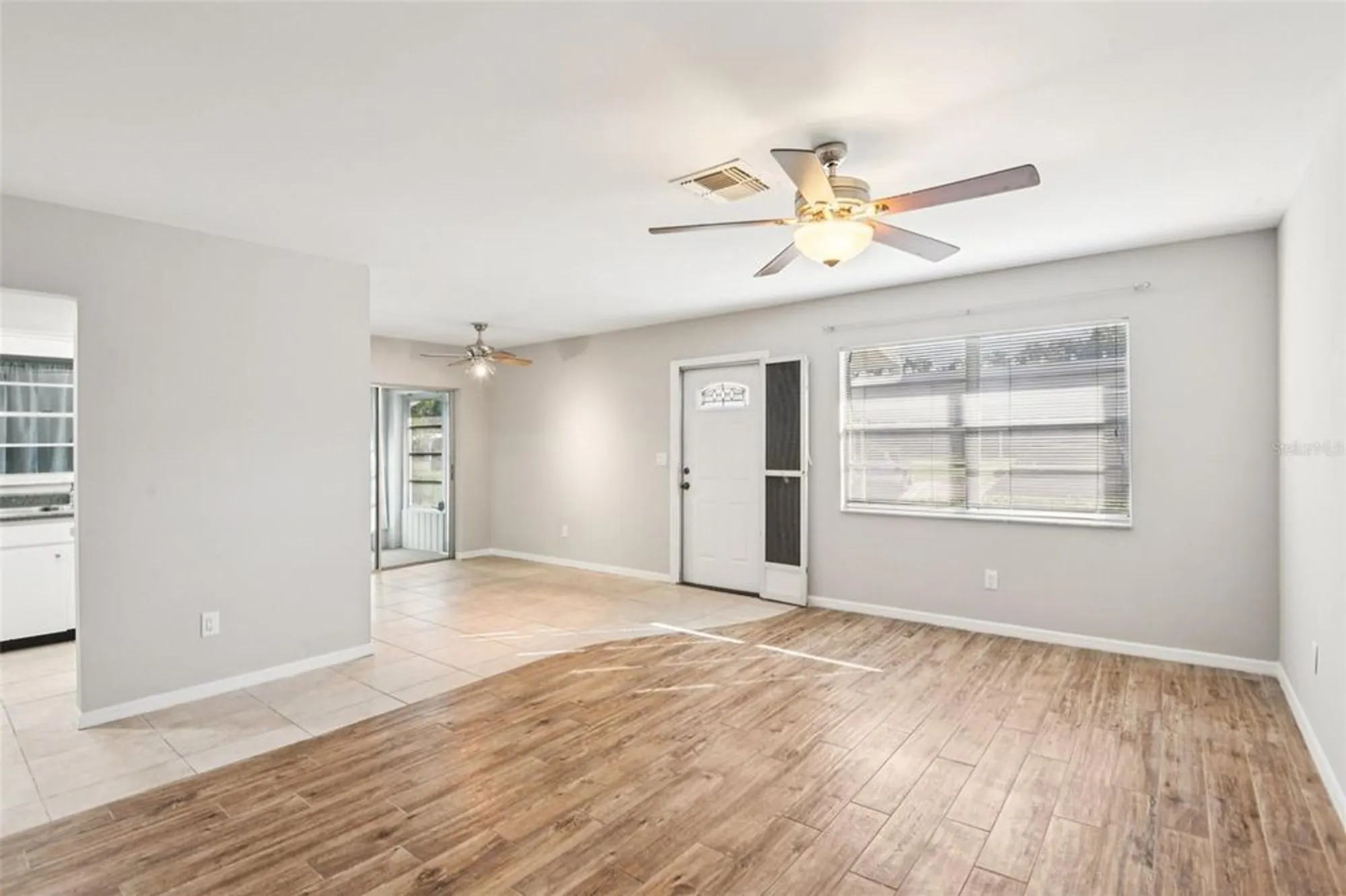 Property Slideshow image 4 of 63 | 2304 glenmore cir 327, Sun City Center, FL, 33573