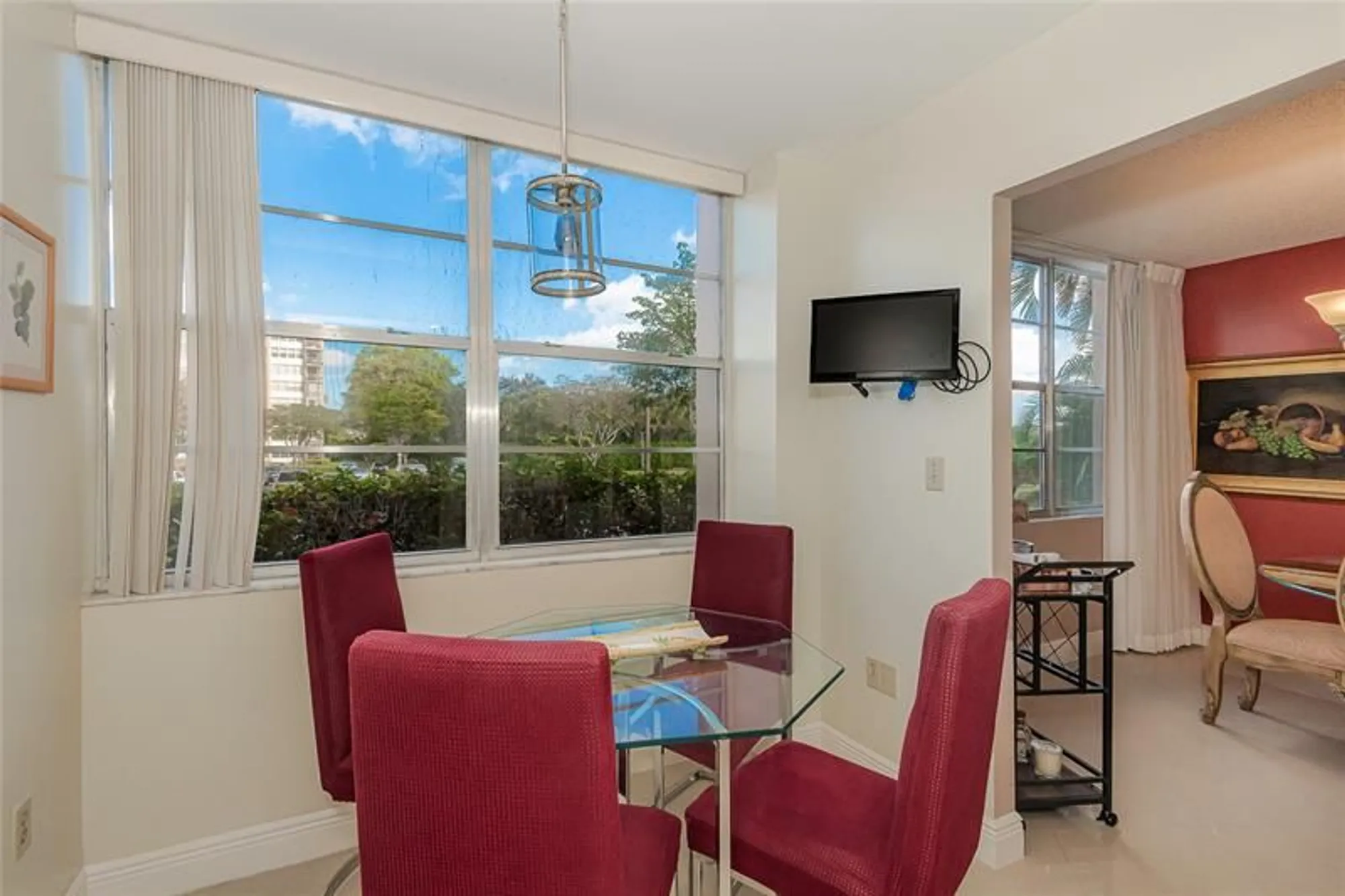 Property Slideshow image 11 of 26 | 1200 saint charles pl l19, Pembroke Pines, FL, 33026