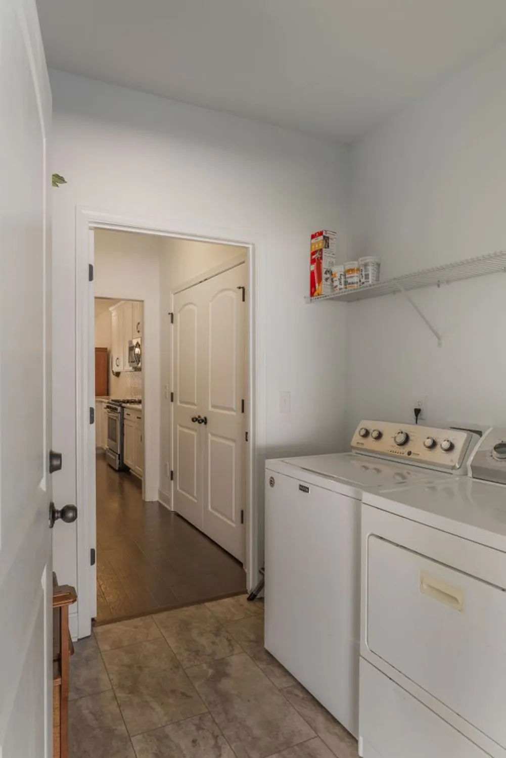 Property Slideshow image 22 of 39 | 1570 cedarbrooke ln, Lebanon, TN, 37090